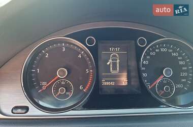 Универсал Volkswagen Passat 2012 в 