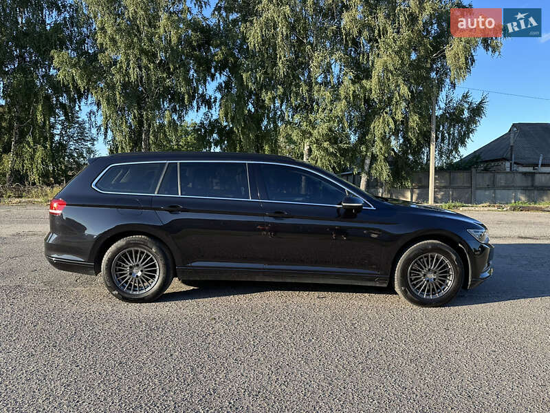 Універсал Volkswagen Passat 2016 в Пирятині