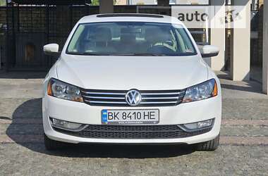 Седан Volkswagen Passat 2013 в Луцке