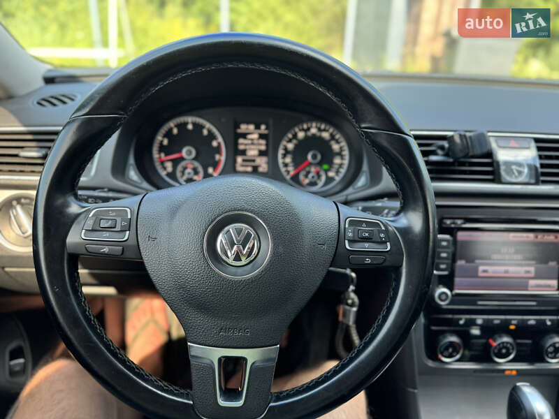 Седан Volkswagen Passat 2013 в Хмельнике фото 16 Седан Volkswagen Passat 2013 в Хмельнике