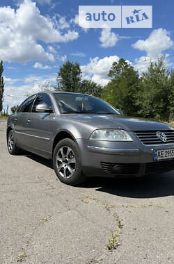 Седан Volkswagen Passat 2005 в Кривому Розі