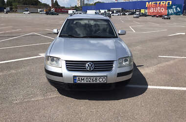 Універсал Volkswagen Passat 2001 в Житомирі