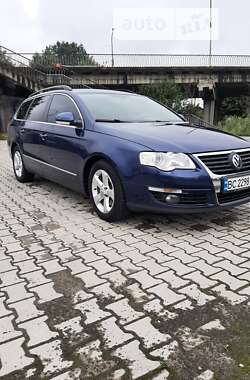 Универсал Volkswagen Passat 2008 в Дрогобыче