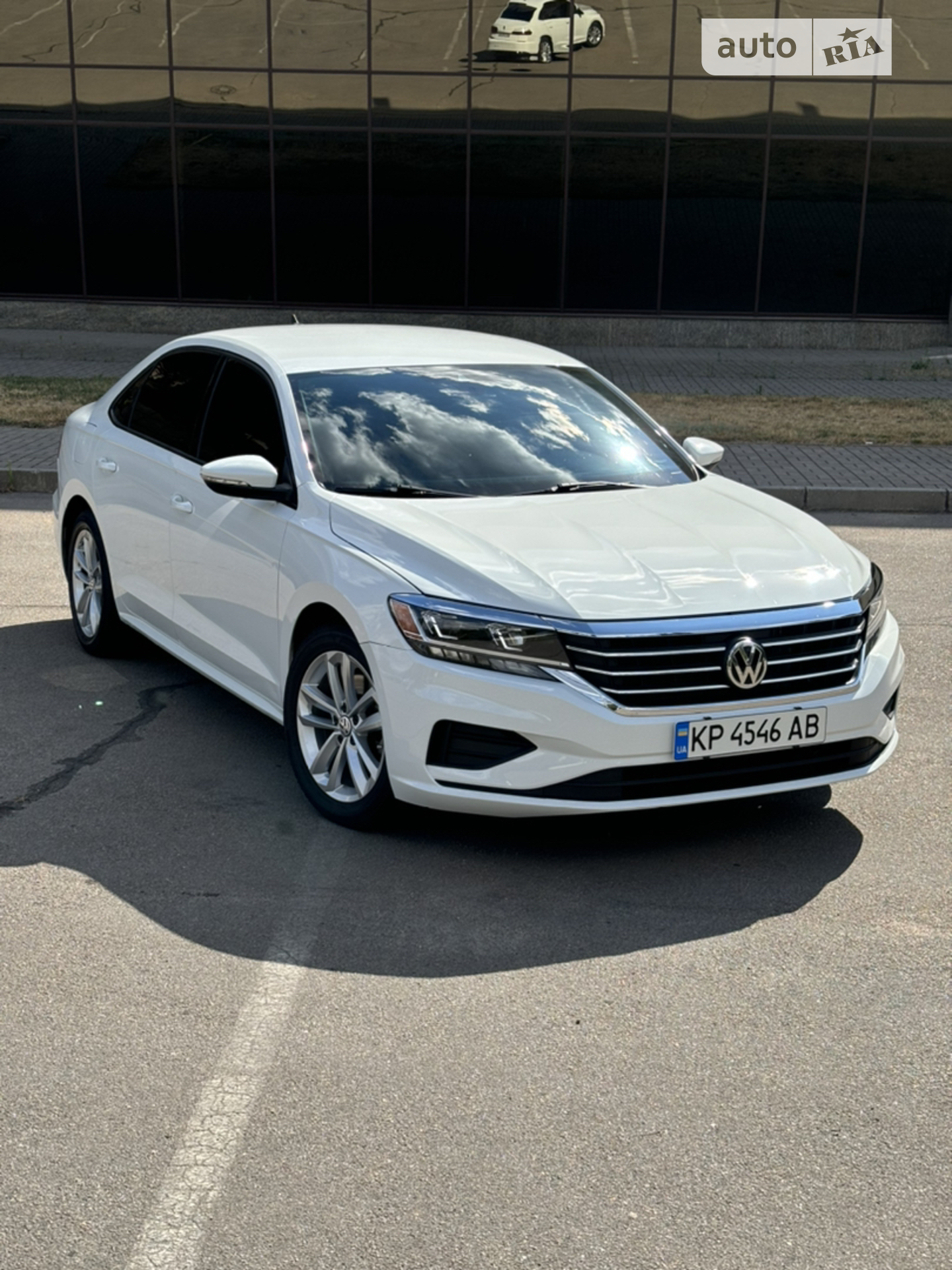 2020 Volkswagen Passat - мініатюра 2