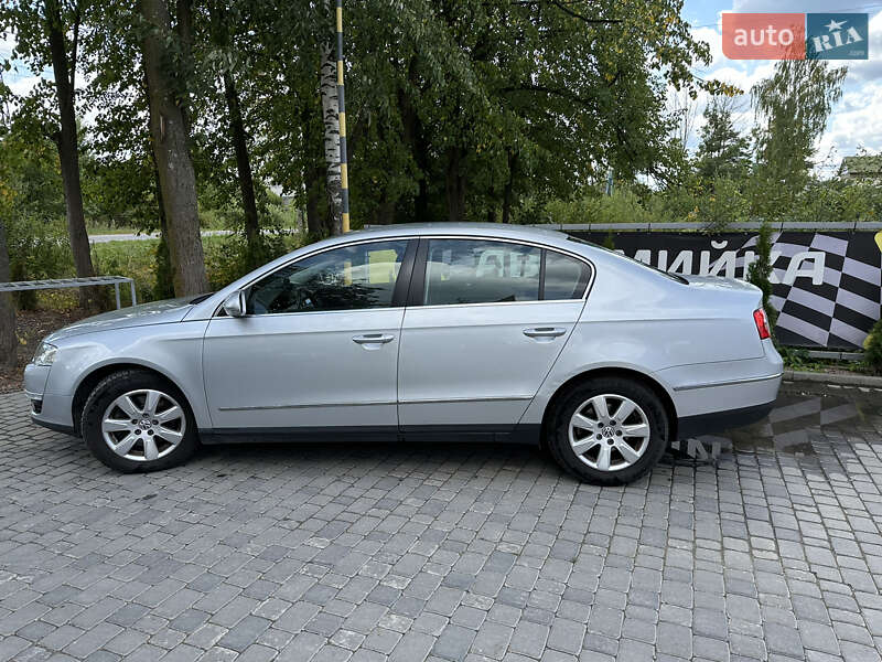 Седан Volkswagen Passat 2006 в Ивано-Франковске