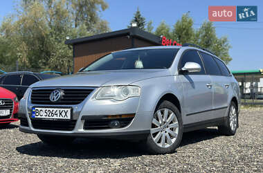 Універсал Volkswagen Passat 2010 в Львові