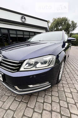 Универсал Volkswagen Passat 2012 в Стрые