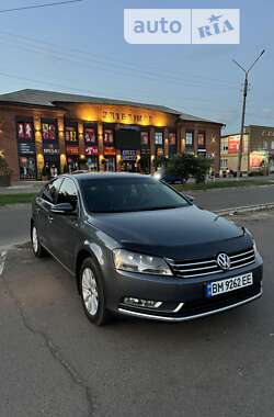 Седан Volkswagen Passat 2012 в Конотопе