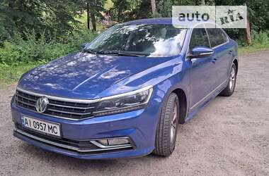 Седан Volkswagen Passat 2015 в Гребінках