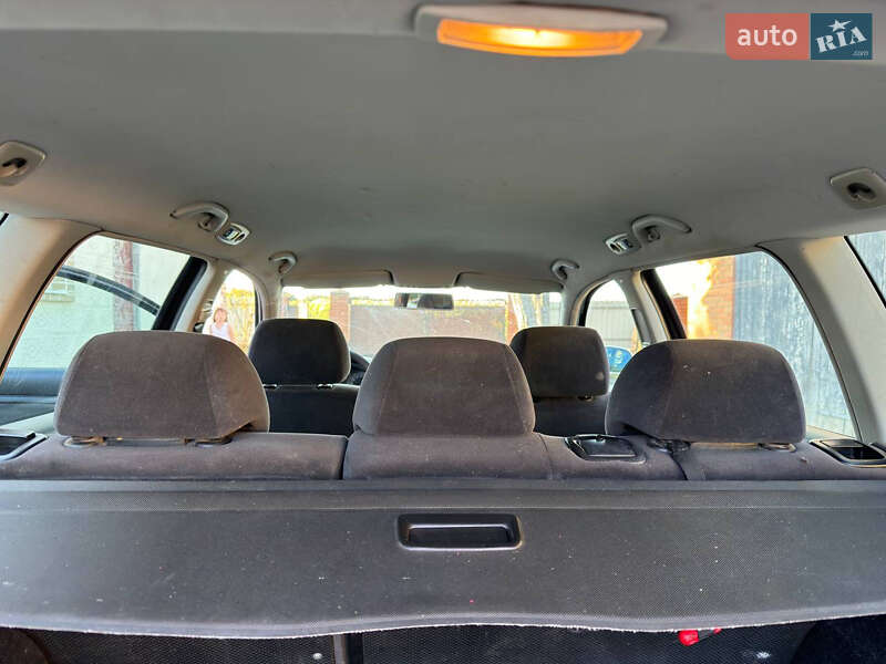 Універсал Volkswagen Passat 2001 в Тульчині