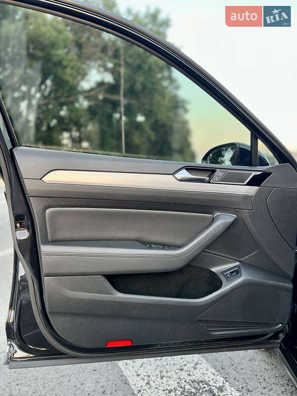 Універсал Volkswagen Passat 2016 в Черкасах