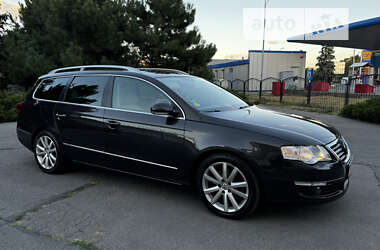 Універсал Volkswagen Passat 2010 в Полтаві