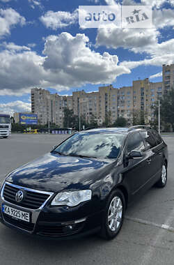 Универсал Volkswagen Passat 2009 в Киеве