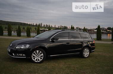 Универсал Volkswagen Passat 2012 в Черновцах