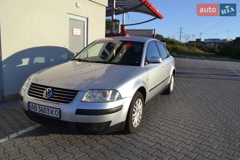 Седан Volkswagen Passat 2003 в Вінниці