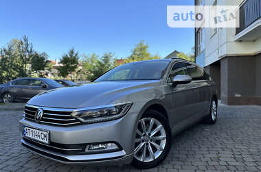 Універсал Volkswagen Passat 2015 в Івано-Франківську