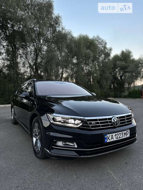 Универсал Volkswagen Passat 2018 в Киеве