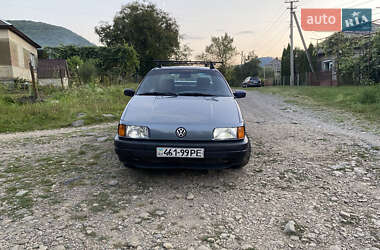 Седан Volkswagen Passat 1988 в Ужгороде