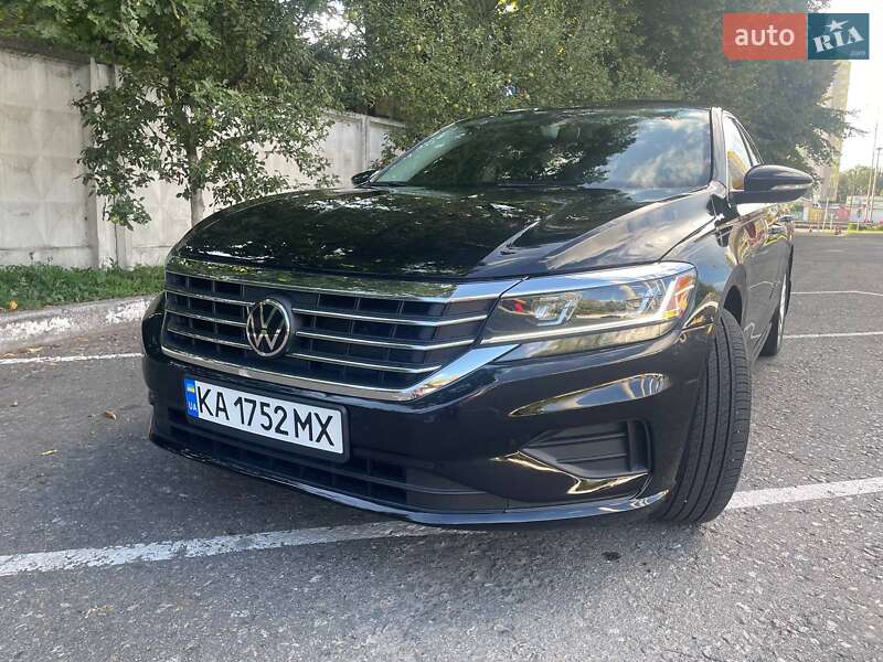 Седан Volkswagen Passat 2020 в Киеве