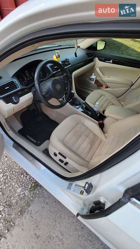 Седан Volkswagen Passat 2013 в Кривом Роге