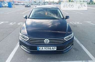 Универсал Volkswagen Passat 2017 в Киеве