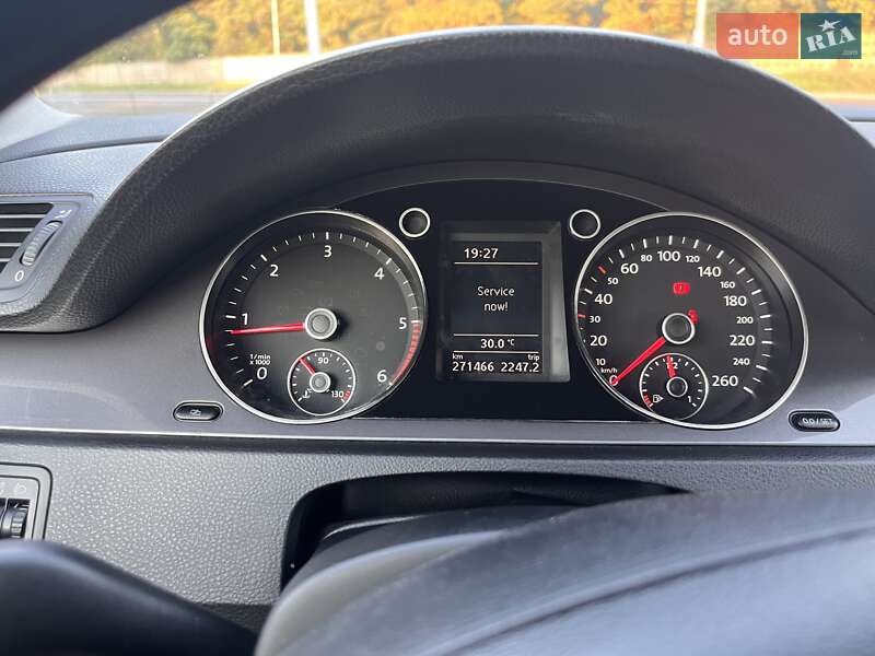Універсал Volkswagen Passat 2010 в Святопетрівське