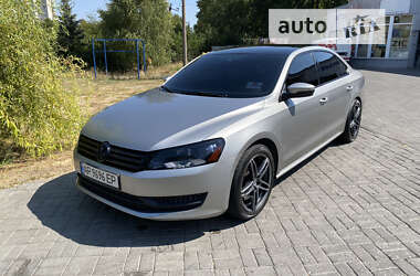 Седан Volkswagen Passat 2012 в Запоріжжі