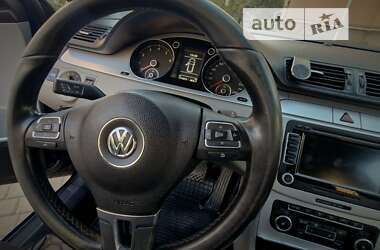 Универсал Volkswagen Passat 2010 в Одессе