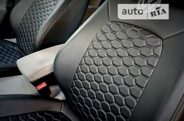 Универсал Volkswagen Passat 2010 в Одессе