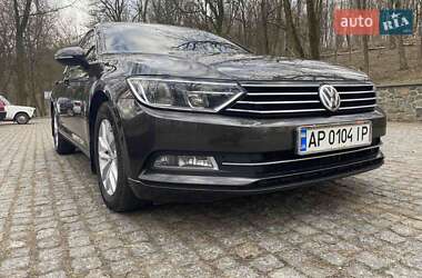 Седан Volkswagen Passat 2017 в Каневе