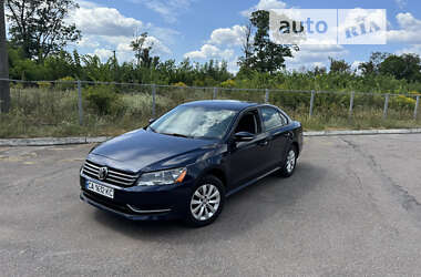 Седан Volkswagen Passat 2012 в Черкасах