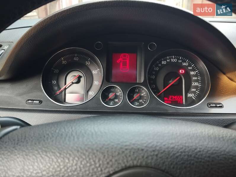 Универсал Volkswagen Passat 2006 в Чернигове