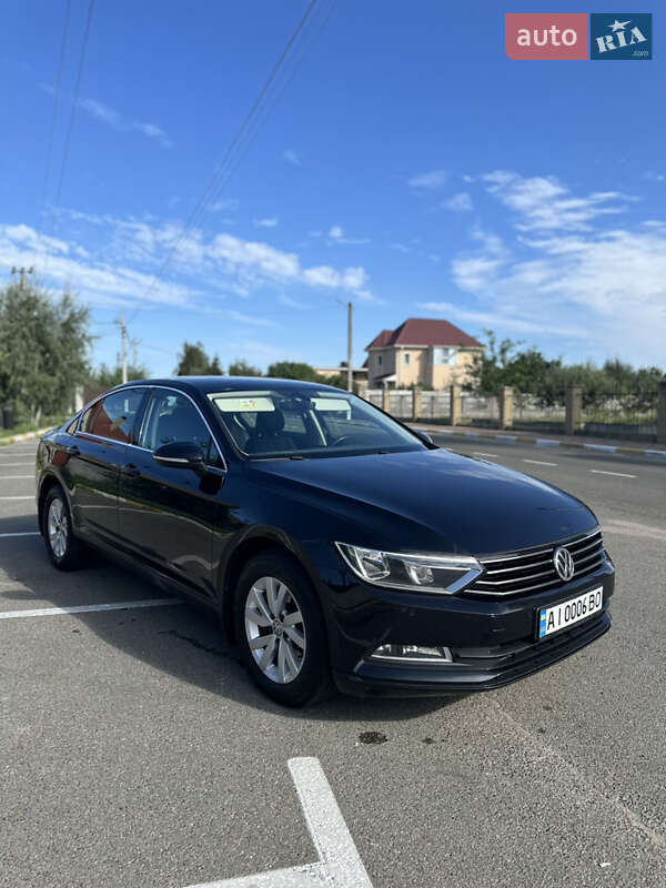 Седан Volkswagen Passat 2019 в 