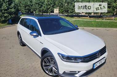 Универсал Volkswagen Passat 2017 в Львове