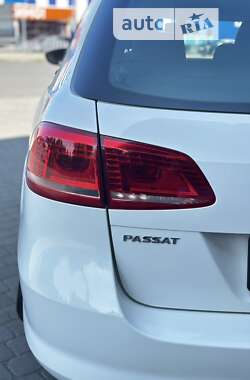 Универсал Volkswagen Passat 2012 в Шепетовке