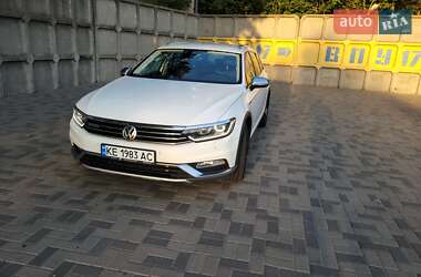 Универсал Volkswagen Passat 2017 в 