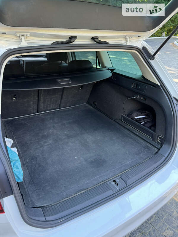 Універсал Volkswagen Passat 2015 в Чернівцях фото 8 Універсал Volkswagen Passat 2015 в Чернівцях