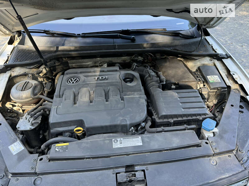 Універсал Volkswagen Passat 2015 в Чернівцях фото 9 Універсал Volkswagen Passat 2015 в Чернівцях