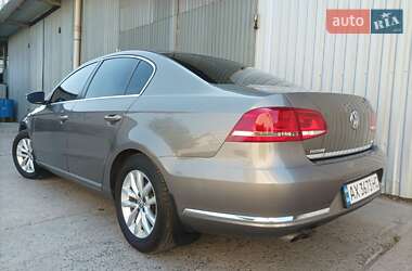 Седан Volkswagen Passat 2011 в 