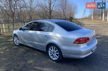 Седан Volkswagen Passat 2013 в 