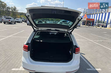 Универсал Volkswagen Passat 2016 в 