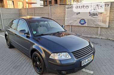 Седан Volkswagen Passat 2004 в Виннице