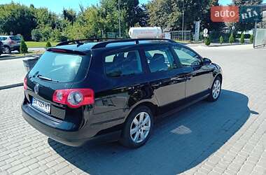 Универсал Volkswagen Passat 2008 в Староконстантинове