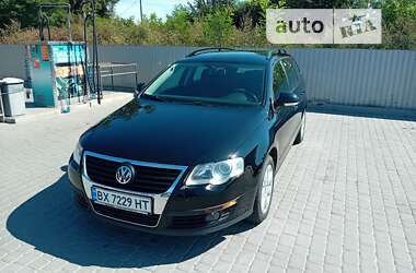 Универсал Volkswagen Passat 2008 в Староконстантинове