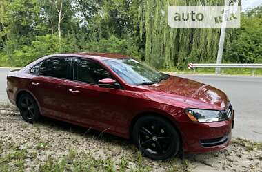 Седан Volkswagen Passat 2014 в Тернополе