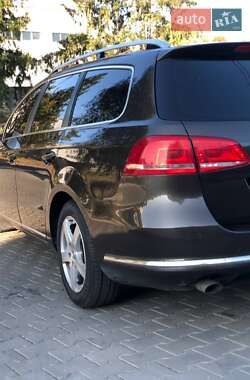 Универсал Volkswagen Passat 2012 в Луцке