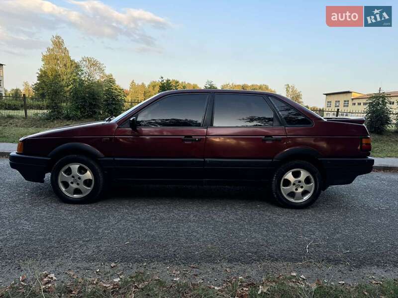 Седан Volkswagen Passat 1993 в Ковеле фото 5 Седан Volkswagen Passat 1993 в Ковеле