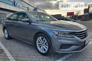 Седан Volkswagen Passat 2020 в Киеве