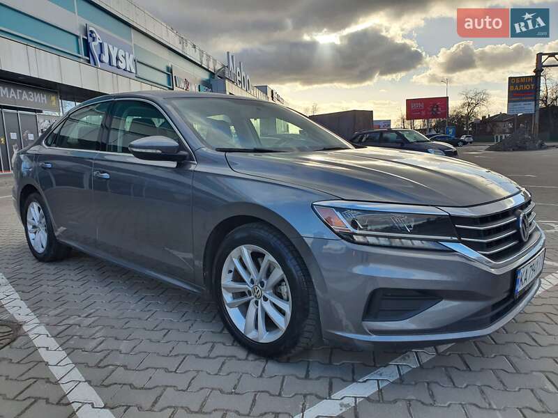 Седан Volkswagen Passat 2020 в Киеве