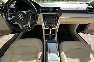 Седан Volkswagen Passat 2012 в Виннице